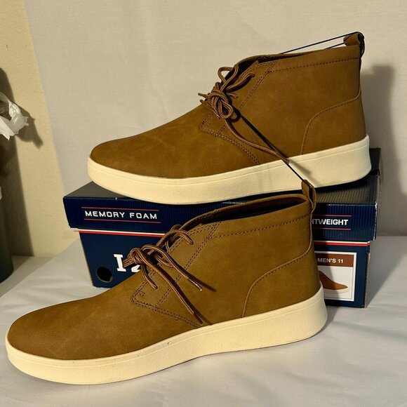 Izod Menโs Palmer Chukka Ankle Boot Size 11 Brown Memory Foam Lace Up Casual NEW - Picture 3 of 14